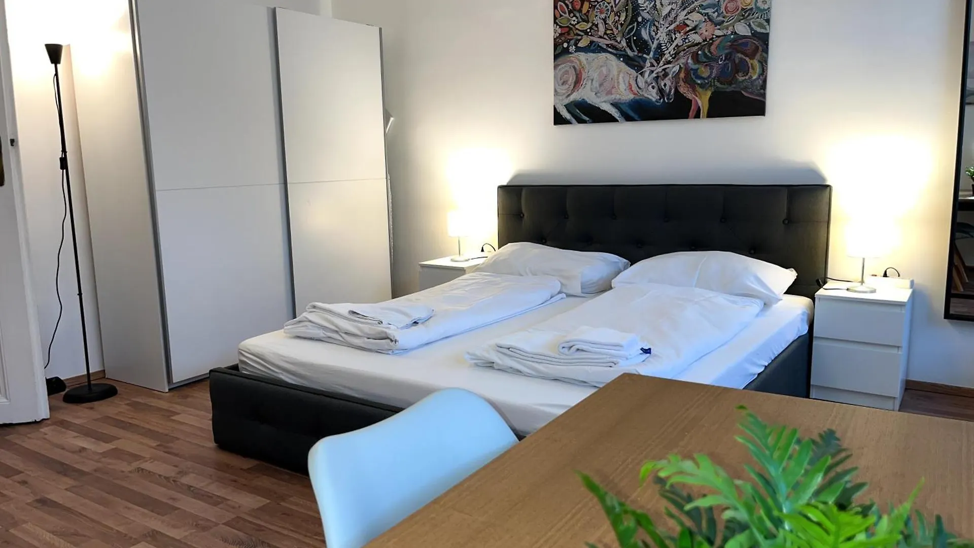 Bright And Modern Apartment In Vienna'S Green District